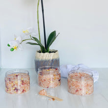 Load image into Gallery viewer, Sea Salt & Lily Bath Salts