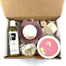Load image into Gallery viewer, Sea Salt & Lily Gift Set